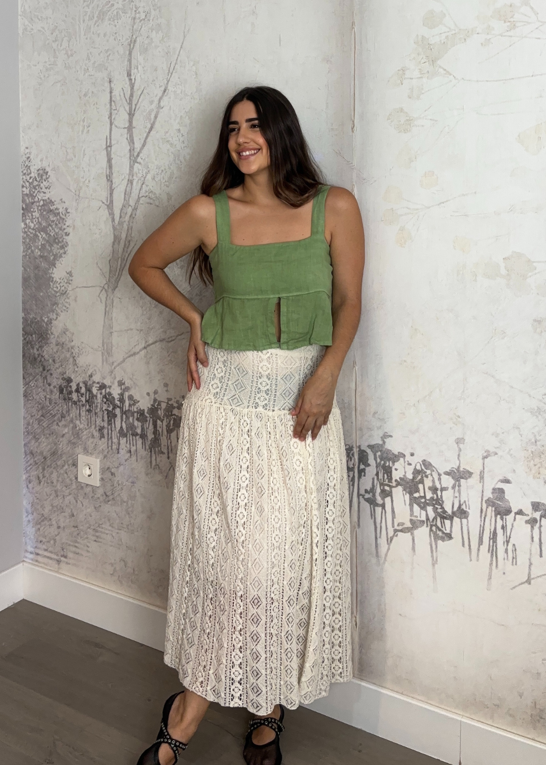 Falda Encaje Beige